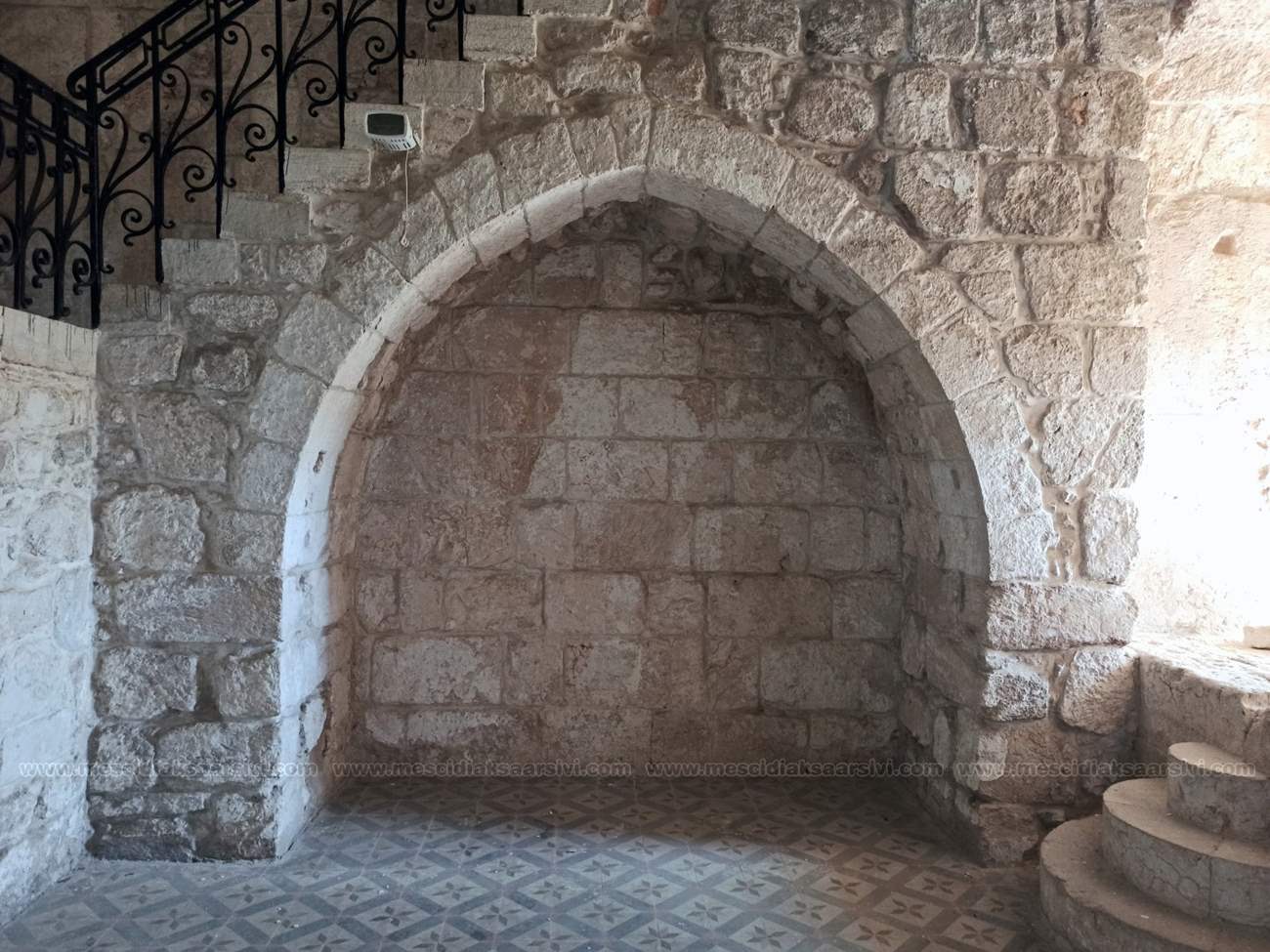 Image 12